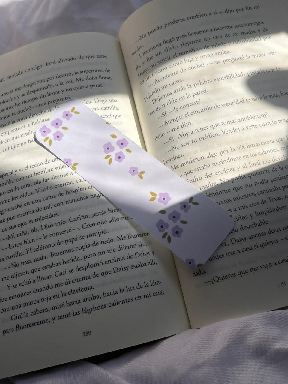 Marcador Flores lilas