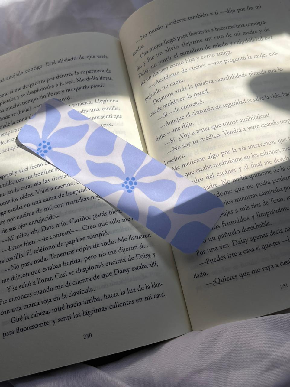 Marcador Flores Groovy celestes