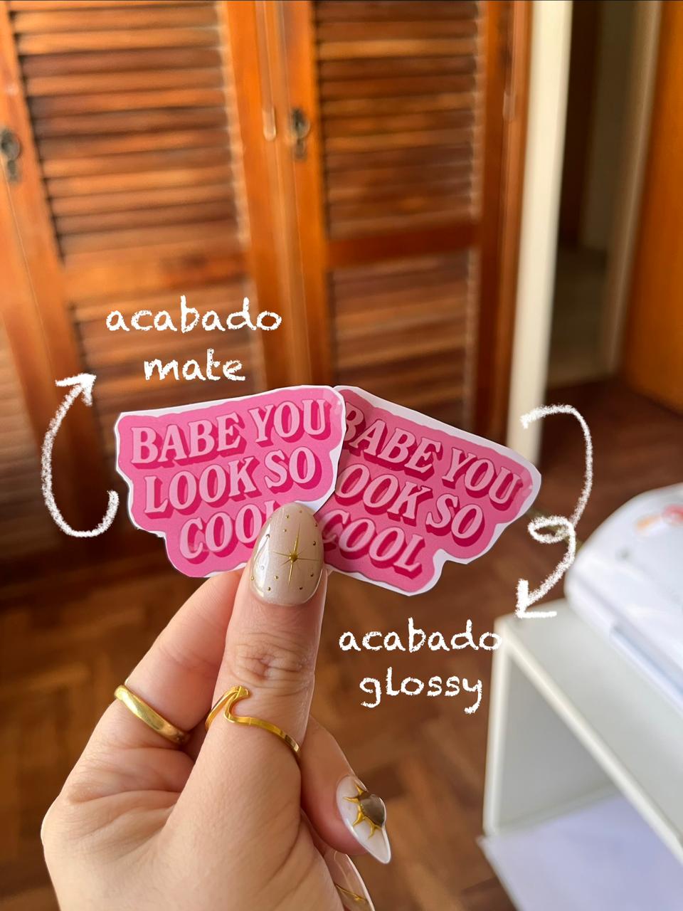 Sticker acabado mate